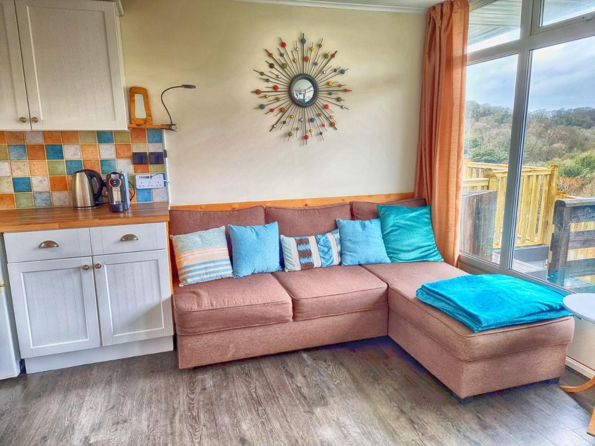 Caswell Beach Chalet 70 Located In Gower Peninsula Swansea Exteriér fotografie